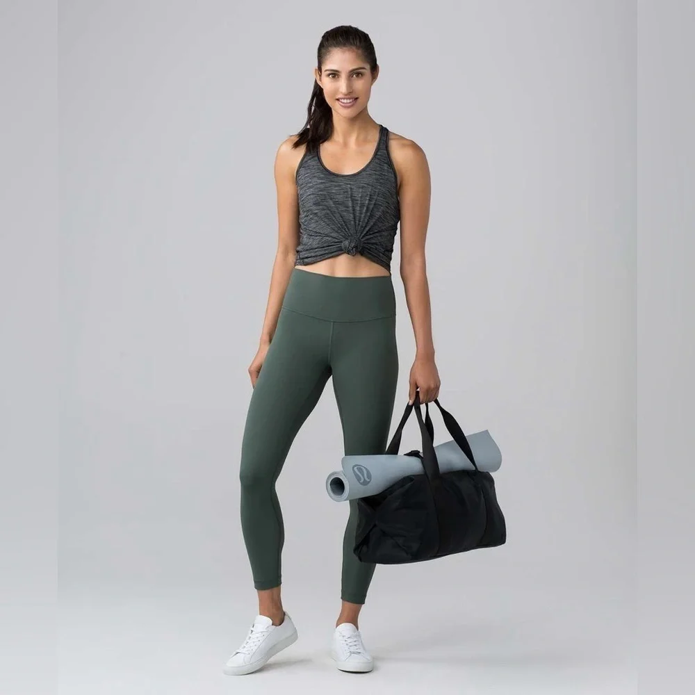 Lululemon Essential Tank in Heathered Black Size 4 / 6